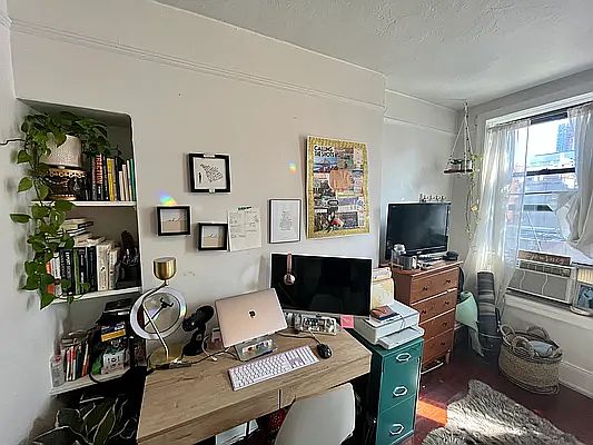3rd image of 125 Stanton St #10A