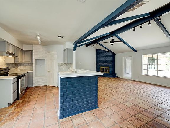 4th image of 9006 Stone Brook Ln