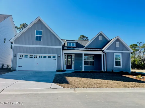 350 Man O War Lane, Hampstead, NC 28443