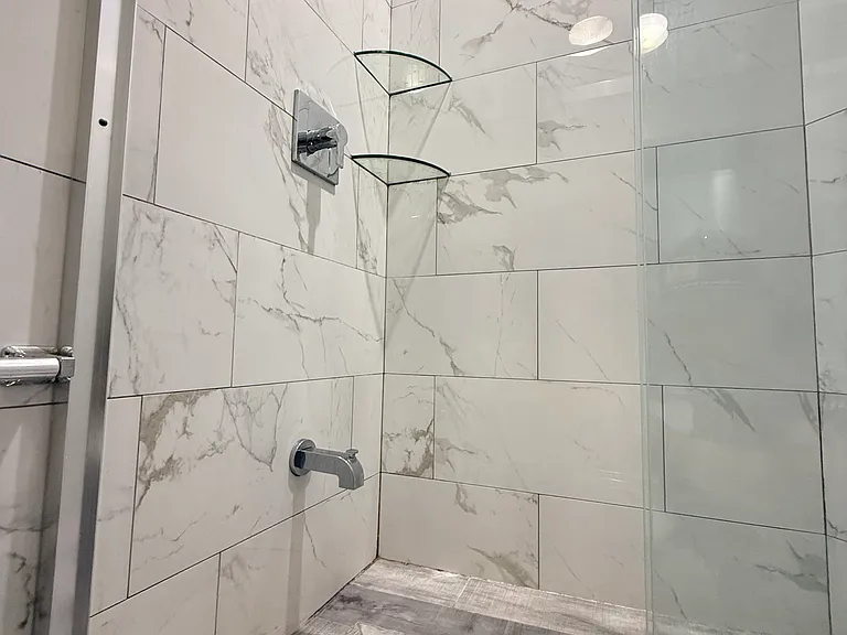 2108 Ridge Ave #B — Photo 8
