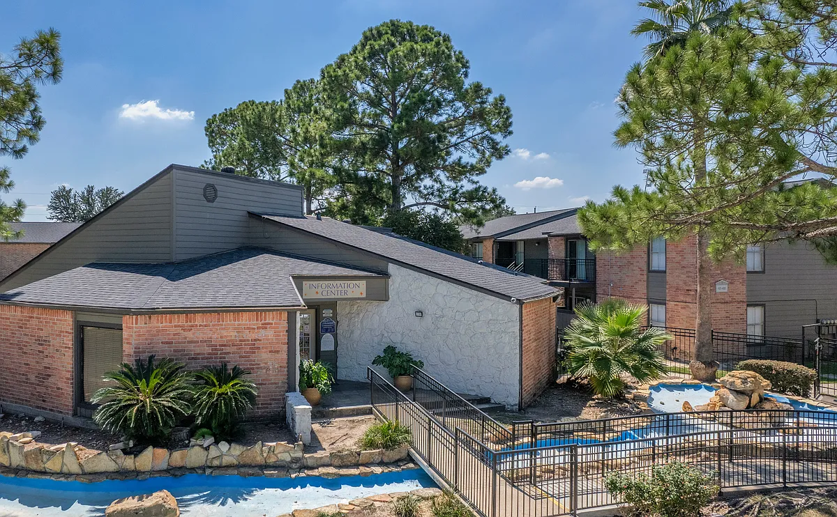 Building Photo - Salado at Cityview