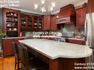 19 Greenwich St #1, Roxbury Crossing, MA 02120