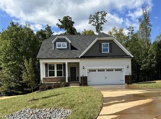 2004 Dock Ridge Dr, Stokesdale, NC 27357