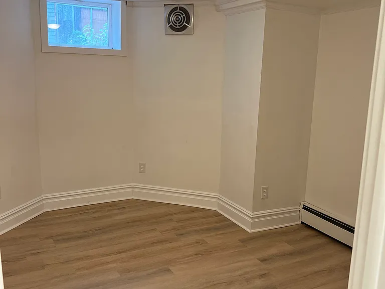130 Fair St #1 — Photo 17