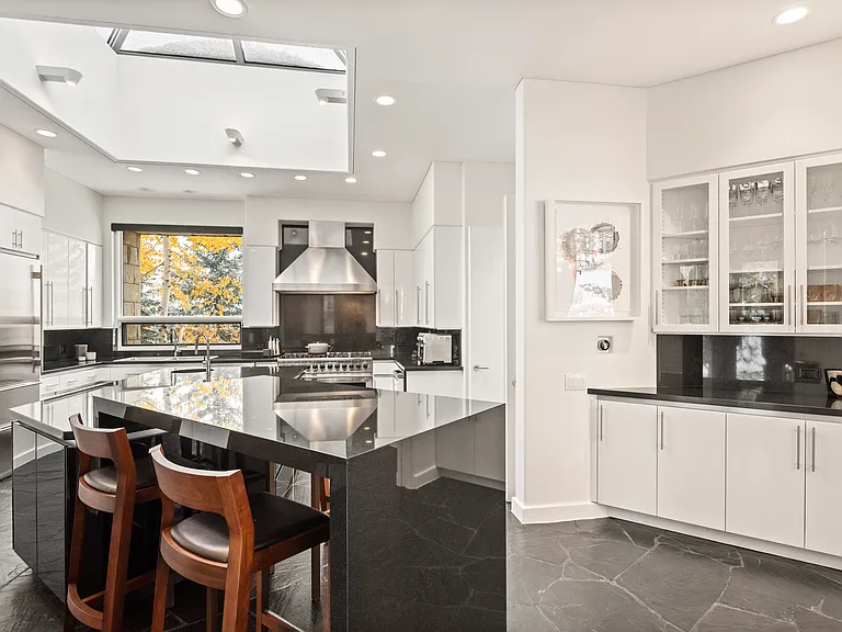 189 Aspen Way — Photo 11
