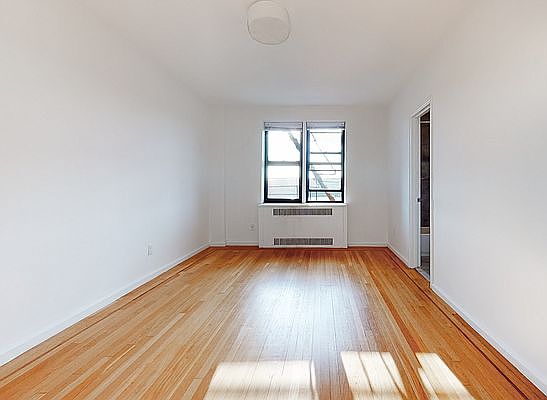 5th image of 200 Haven Ave #2KH