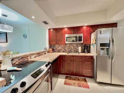 1333 E Hallandale Beach Blvd #106, Hallandale, FL, 33009