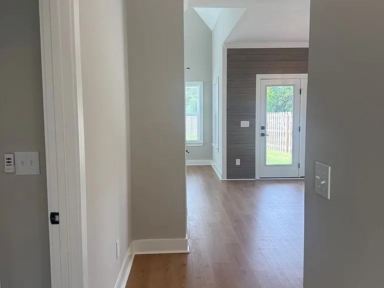 277 Old Thomson Road — Photo 5