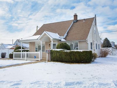 170 Haven Lane, Levittown, NY, 11756