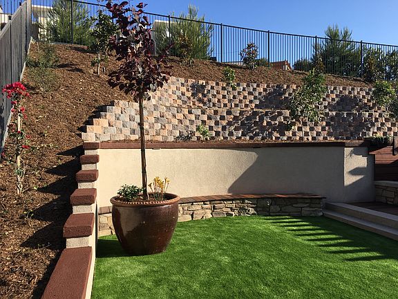 5th image of 525 Cota Ln