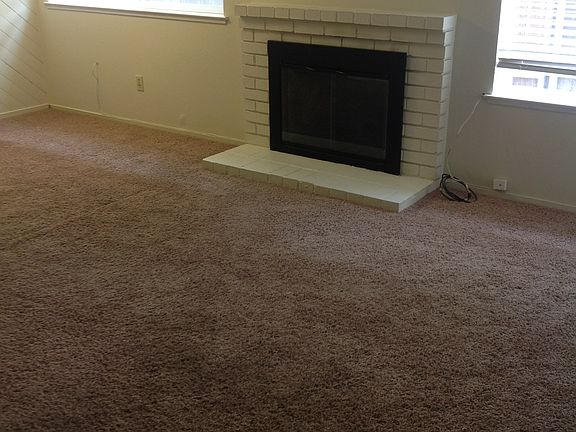4th image of 5749 Blachly Way