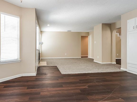 3rd image of 514 Mercer St