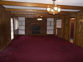4th image of 4946 Chuck Ave