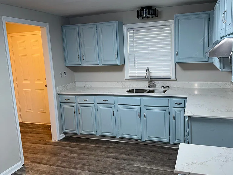 1178 Newberg Ave — Photo 8