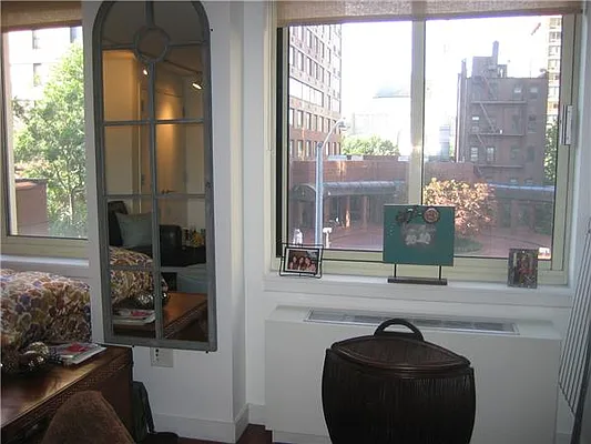 Sold by R New York | media 11