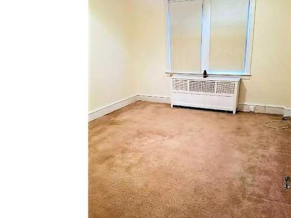 4th image of 3309 Saint Vincent St
