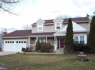 35 N Green Acre Dr, Cherry Hill, NJ 08003