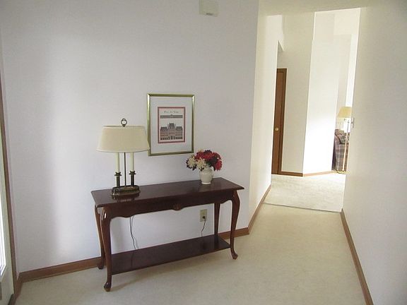 3rd image of 3237 Tilbury Dr