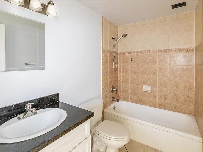 2881 NE 32nd St #119 — Photo 28