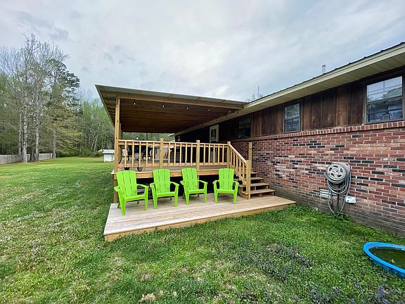 4th image of 122 Robin Ln