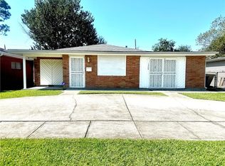 1368 Maplewood Dr, Harvey, LA 70058