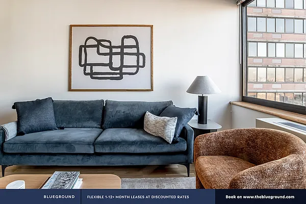 Rented by The Blueground | media 18