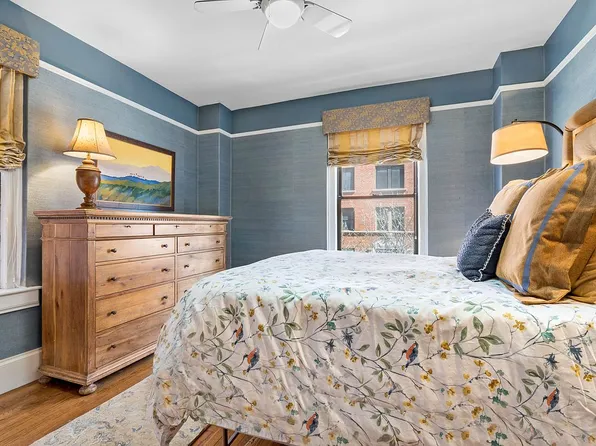 150 E 93rd St APT 4D, New York, NY 10128