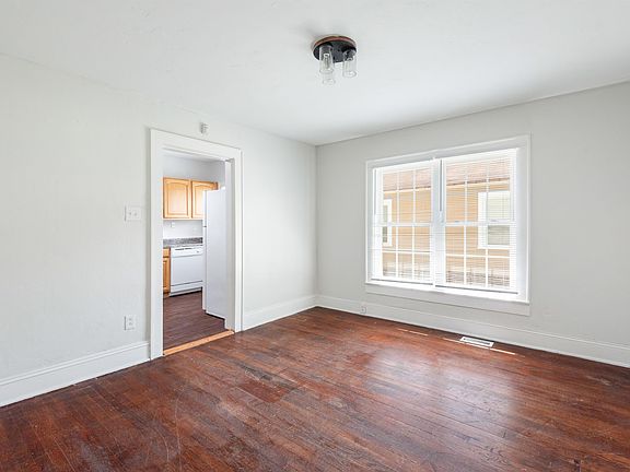 5th image of 4118 Alma Ave