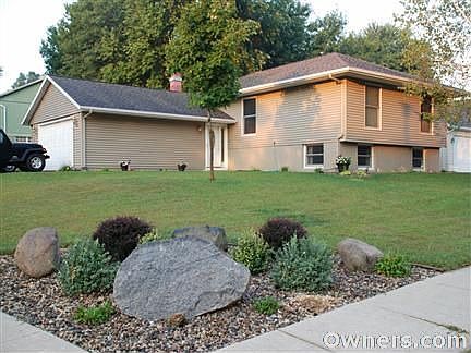 Front view from Willowood