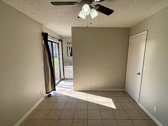 4th image of 3820 NW Huntsboro St APT 102