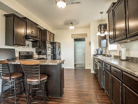 5th image of 868 Briarstone Dr