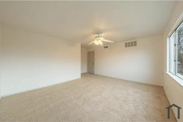212 Trellis Pl — Photo 12