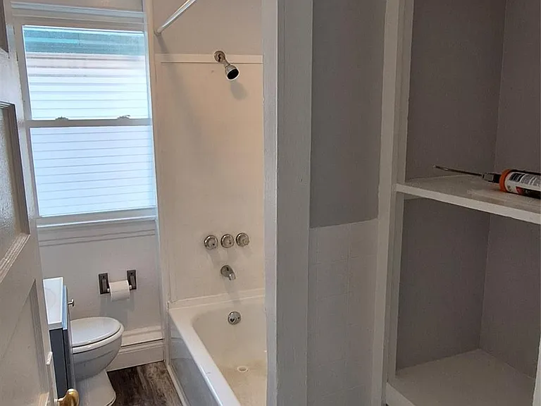 195 N Hamilton St #2 — Photo 14