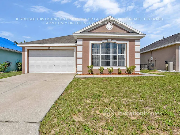 3111 Huntwicke Blvd — Photo 2