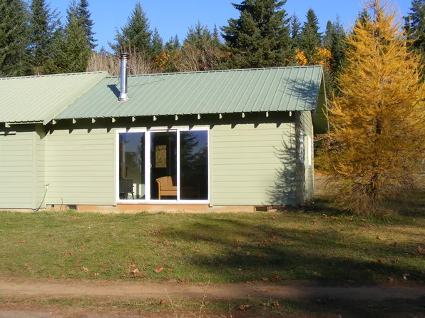 (undisclosed Address), White Salmon, WA 98672