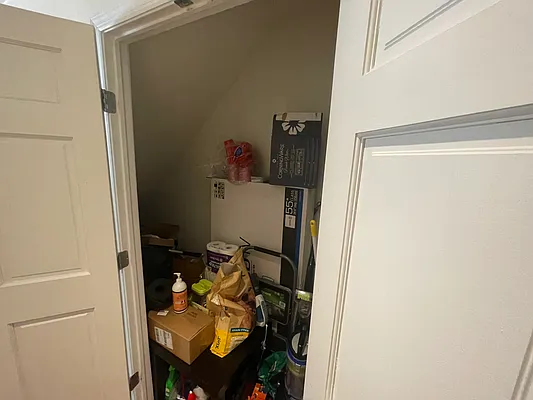 Rented by Compass | media 16