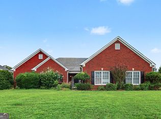 17 Windermere Bnd NW, Cartersville, GA 30120