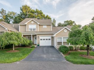 72 Twin Ponds Dr, Kingston, NY
