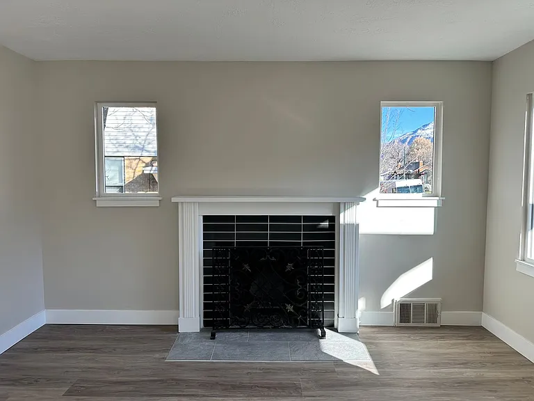 2925 Madison Ave — Photo 12