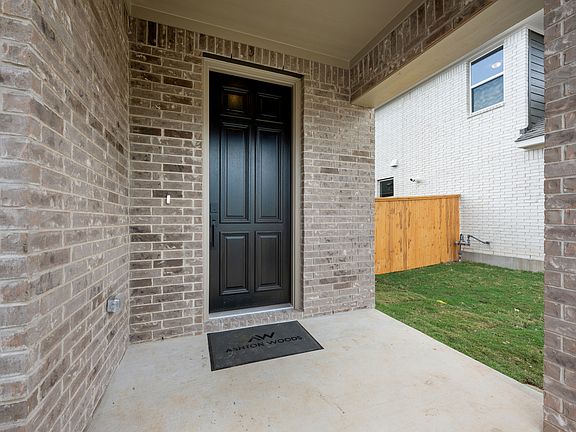 Lariat - Enterprise Interior Image 3