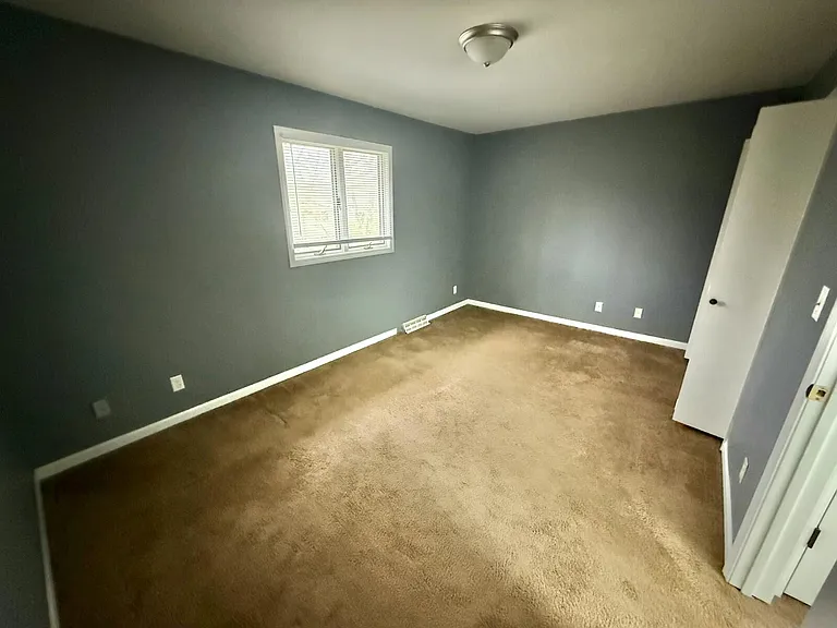 437 Foxfire Dr — Photo 5