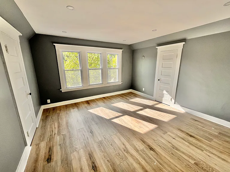 73 Hubinger St #3 — Photo 4