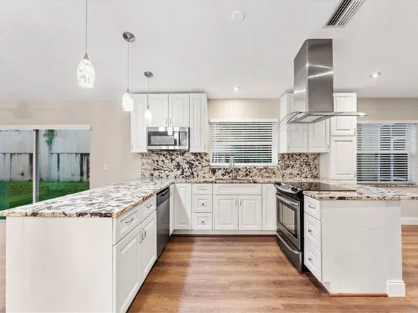 6000 NW 43rd Ter, Pompano Beach, FL 33073