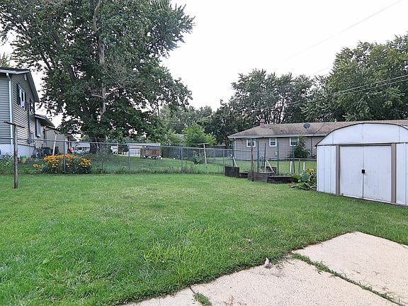 2nd image of 2014 S Crosby Ave