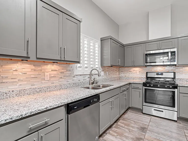 1740 Eased St — Photo 16