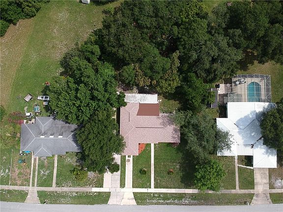 3rd image of 1670 N Page Dr