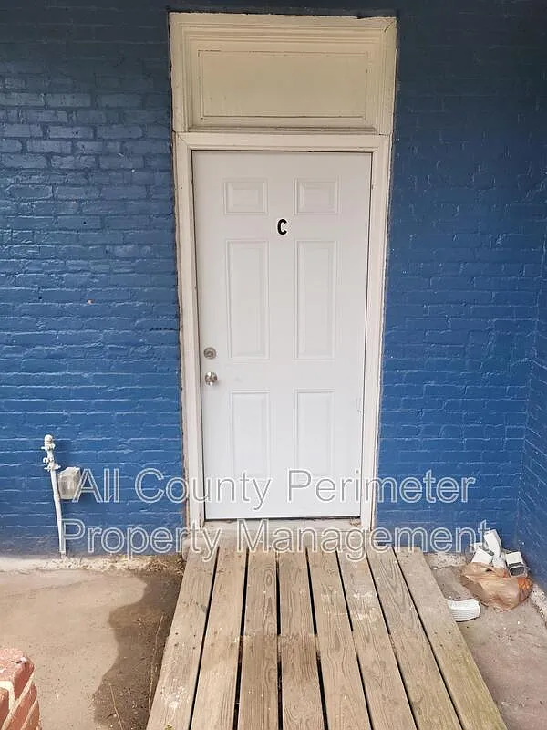 Building Photo - 1249 Duncan Ave #C