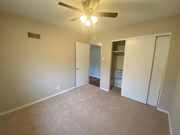 5th image of 2936 Hallmark Ln #A