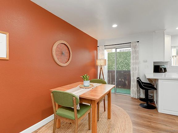 4th image of 3631 Lemona Ave Unit C