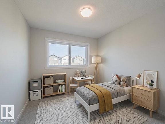 5th image of 17664 69a St SW